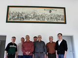 Foto zeigt Ortsbürgermeister Dirk Wagner - rechts -  mit Mitgliedern des GesangvereinsFoto zeigt Ortsbürgermeister Dirk Wagner - rechts - mit Mitgliedern des Gesangvereins